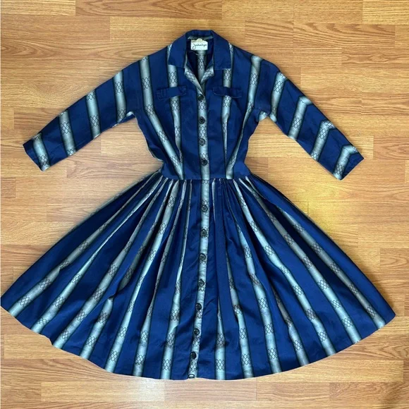 Vintage 1950’s Jonathan Logan Navy and Grey Striped Button Front Dress size XS - Picture 1 of 11